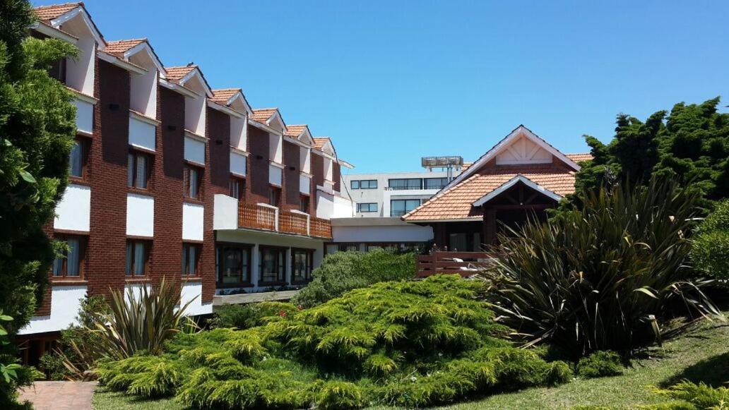 Savoia Hotel *